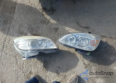 2009 Mercedes-Benz C 350 Sport z USA, uszkodzony, nr VIN WDDGF56X59F200323